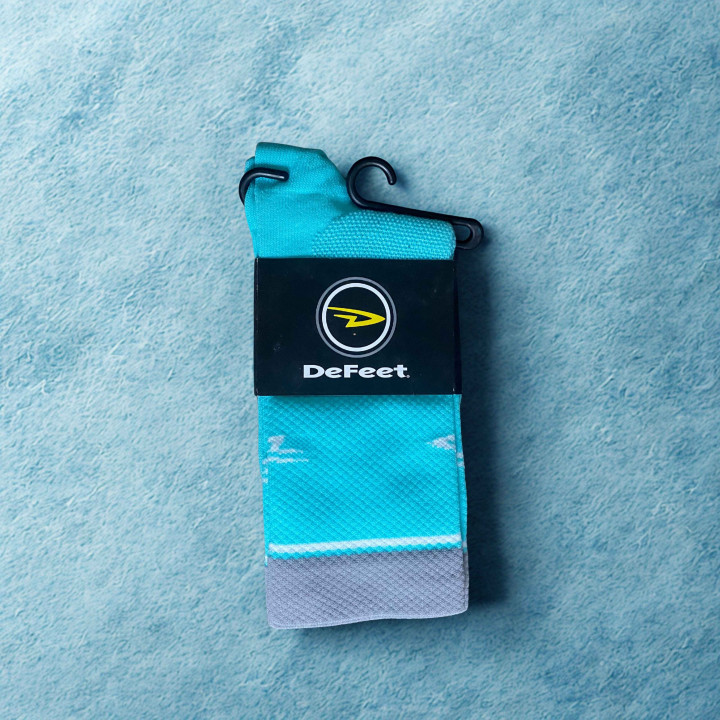 Chaussettes Defeet levitator Lite en vente sur cyclonesocks.com
