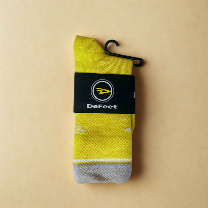 Chaussettes Defeet levitator Lite en vente sur cyclonesocks.com